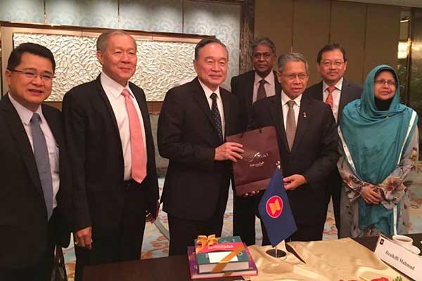 CPF meets Malaysia Trade Minister for trade collaboration